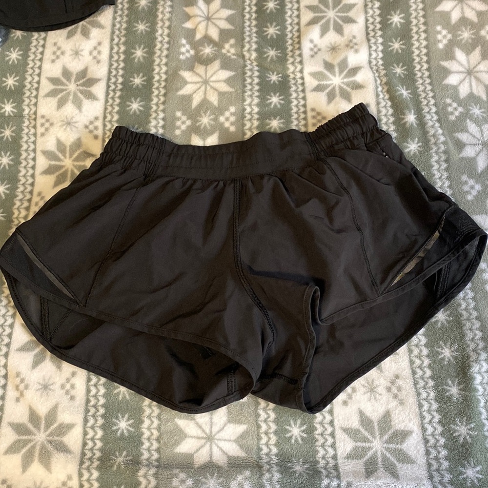 Black hotty hot shorts